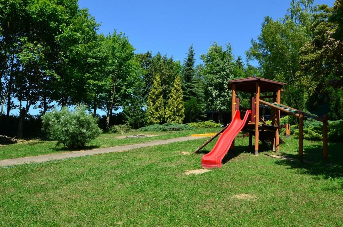 Osrodek Wypoczynkowy Sielawa Vila Chrzypsko Wielkie Exterior foto