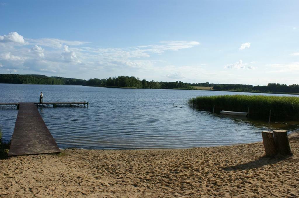 Osrodek Wypoczynkowy Sielawa Vila Chrzypsko Wielkie Exterior foto