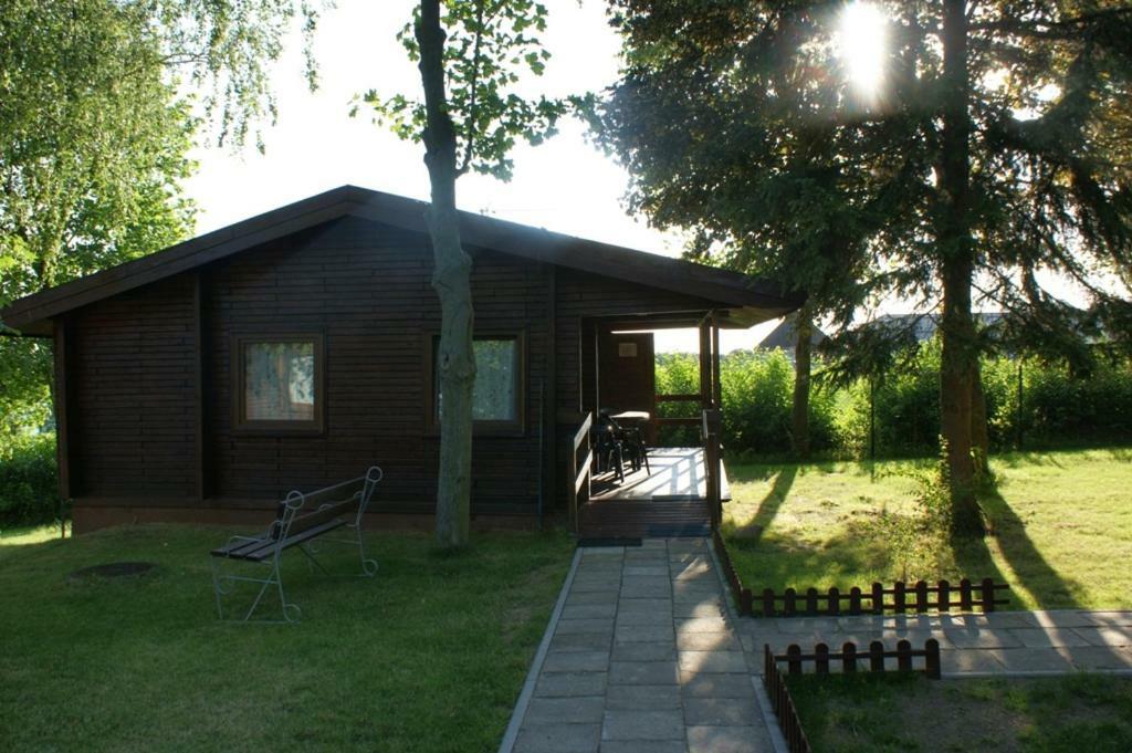 Osrodek Wypoczynkowy Sielawa Vila Chrzypsko Wielkie Exterior foto